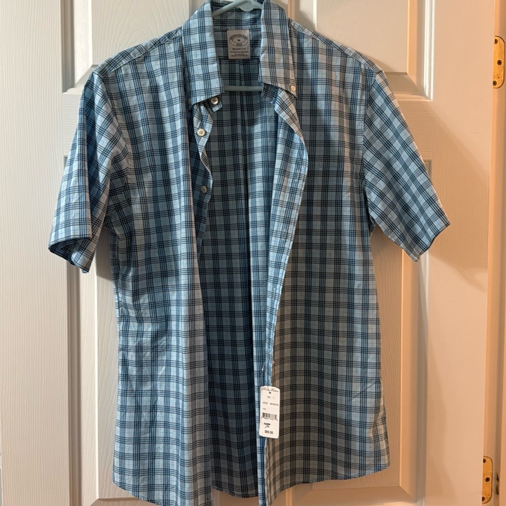NWT - Short Sleeve Brooks Brothers Button Down Shirt